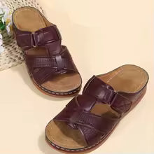 Sandales confortables avec soutien du  pied pour marcher sans douleur